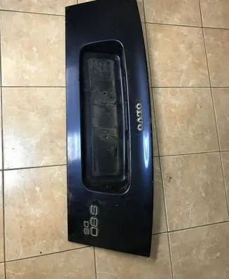 Volvo S80 Tailgate trim