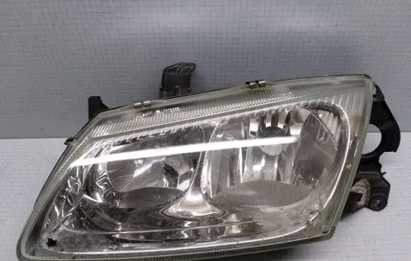 Nissan Almera N16 Headlight/headlamp 26060BN011 89003331 04HCR2002A