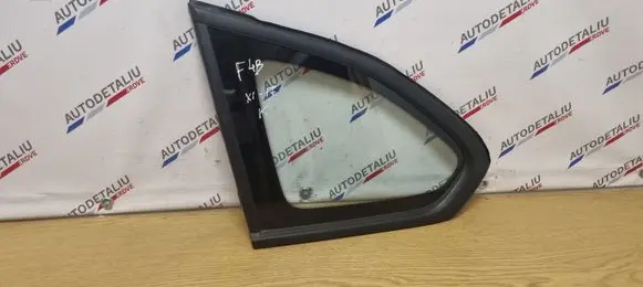 BMW X1 F48 F49 Rear side window 7349647