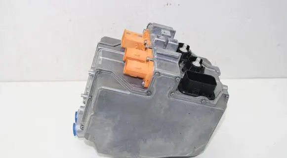 BMW XM Voltage converter inverter 5B35618 61445B35618