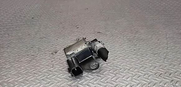 Nissan Tiida C11 Turbo solenoid valve K5t46695