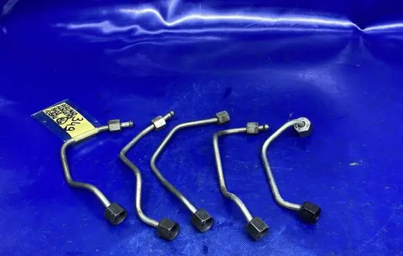 Citroen Berlingo Fuel injector supply line/pipe 
