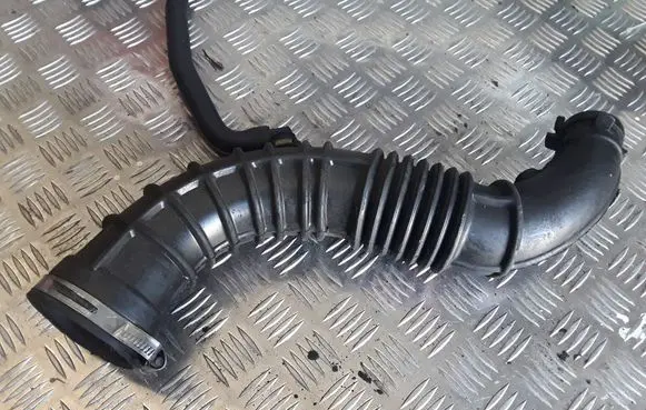 Renault Megane II Intercooler hose/pipe 8200500384