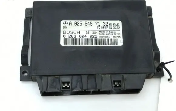 Mercedes-Benz E W211 Parking PDC control unit/module A0255457132 0263004025