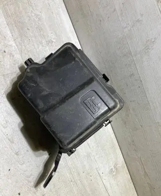 Citroen DS3 Fuse box cover 9657287180