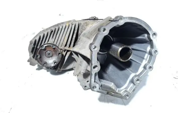 Gearbox transfer box case