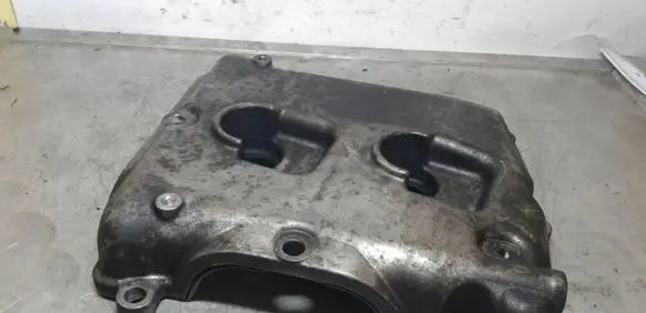 Rocker cam cover