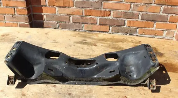 Subaru Impreza II Front axle beam 