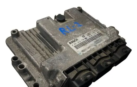 Renault Laguna II Engine control unit/module 0281012770 8200527713