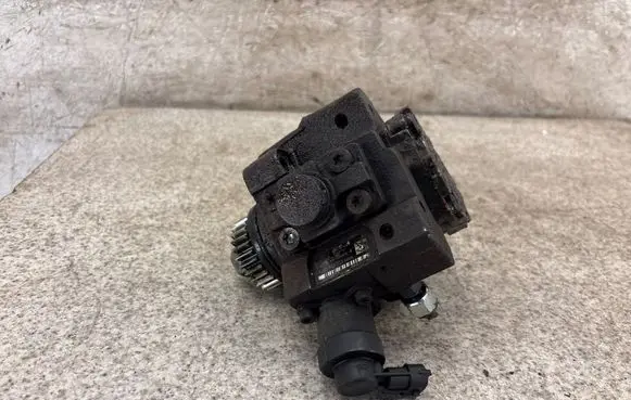 Renault Trafic II (X83) Fuel injection high pressure pump 0445010234 8200912103 9702144
