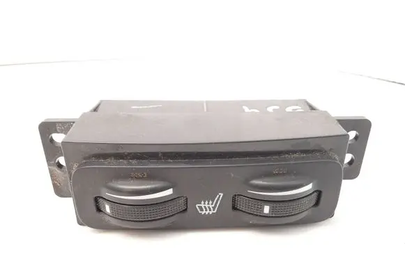 Toyota Avensis T250 Seat heating switch 4172J71 453417