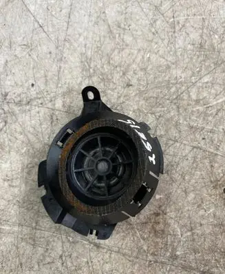 Renault Megane I Front door speaker 7700425807