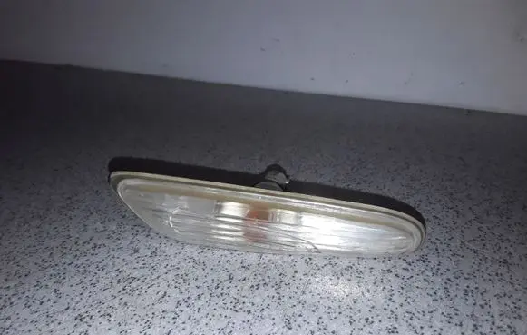 BMW 3 E46 Front fender indicator light 7165741