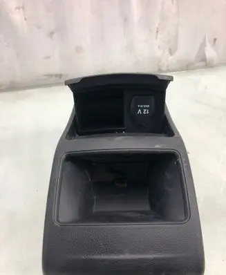 Mercedes-Benz CLA C117 X117 W117 Glove box central console A24664600