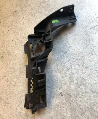 Volkswagen Golf Plus Rear bumper mounting bracket 5M0807393A