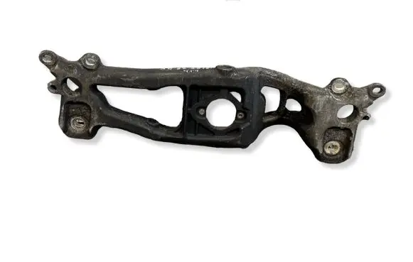 Audi A4 S4 B7 8E 8H Gearbox mounting bracket 8E0399263BE