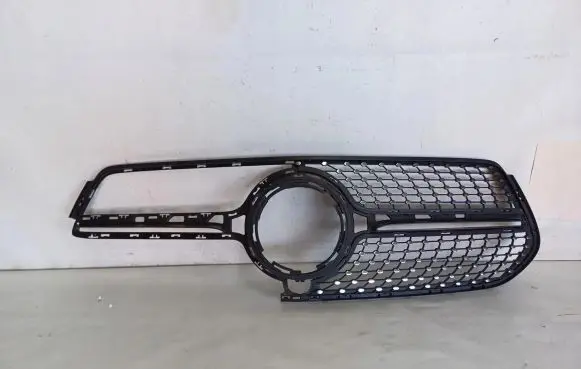 Mercedes-Benz GLE W167 Front bumper upper radiator grill A1678886900