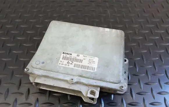 Peugeot 605 Engine control unit/module 0261204650 9630402380 26FM0480