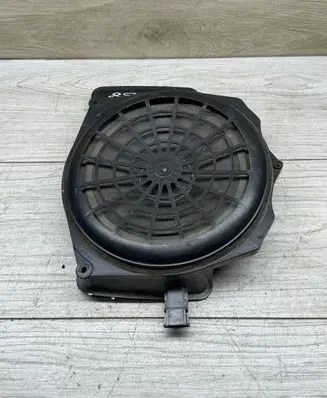 Audi A4 S4 B7 8E 8H Subwoofer speaker 8E5035412 2135121 4916410303