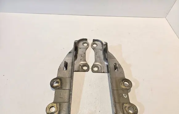 Opel Frontera B Engine bonnet/hood hinges
