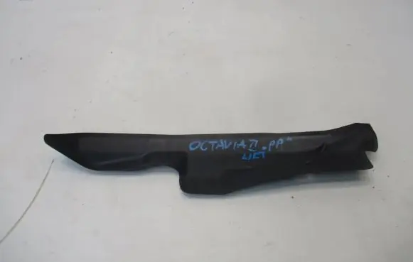 Skoda Octavia Mk2 (1Z) Fender foam support/seal 