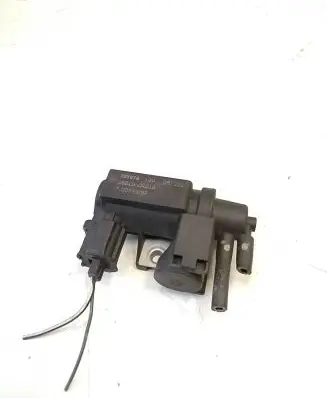 Toyota Corolla Verso AR10 Turbo solenoid valve 258190R010 70051307 05T322