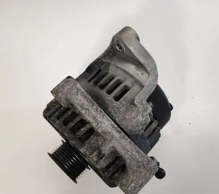 BMW 3 E90 E91 Generator/alternator 26057730 7805432 FG18D024
