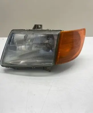 Mercedes-Benz Vito Viano W638 Headlight/headlamp PPT40
