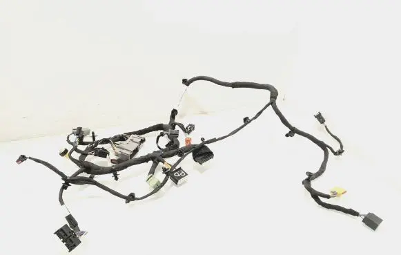 Land Rover Defender Seat wiring loom P8B214A699AAB