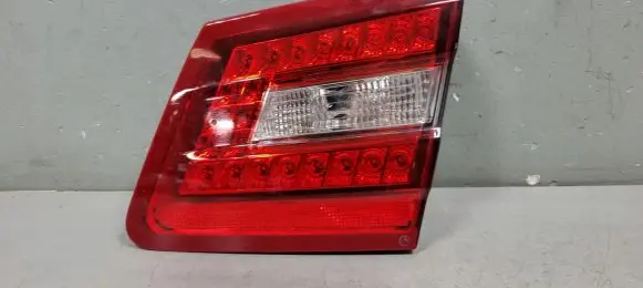 Mercedes-Benz E W212 Tailgate rear/tail lights