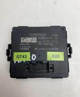 Volkswagen Golf VII Gateway control module 5Q0907530S