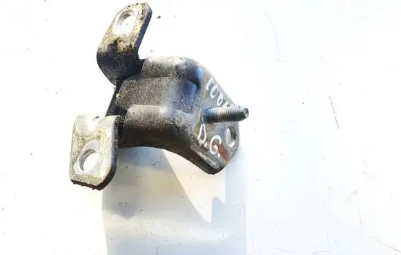 Mazda CX-7 Rear door lower hinge