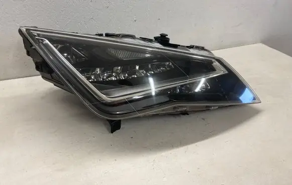 Seat Leon (5F) Headlight/headlamp 5F1941008A 90029769 A046439