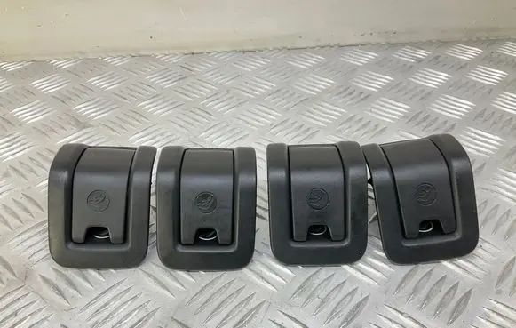Audi A3 S3 8V ISOFIX cover 8V0887233A 8V0887187