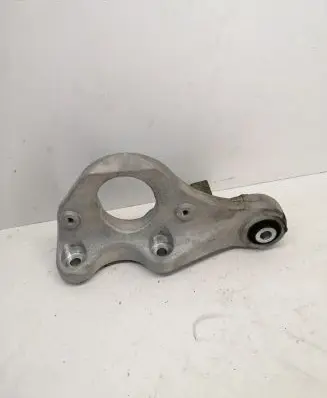Volvo XC60 Engine mounting bracket 32222463