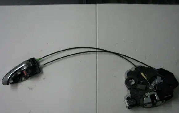 Toyota RAV 4 (XA30) Front door lock