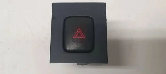 Volvo XC70 Hazard light switch 9123685 10W235