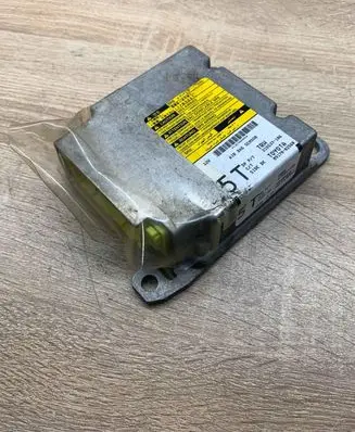 Toyota Auris 150 Airbag control unit/module 8917002560 215537106