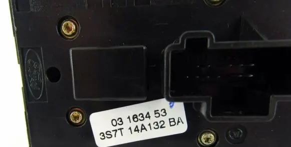 Ford Mondeo Mk III Electric window control switch 3S7T
