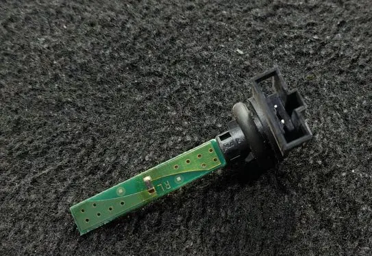 Audi A6 S6 C5 4B Interior temperature sensor 4B0820539 784300 6416