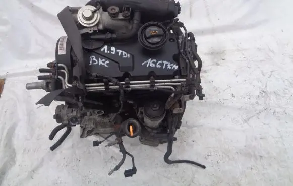 Volkswagen PASSAT B6 Engine BKC