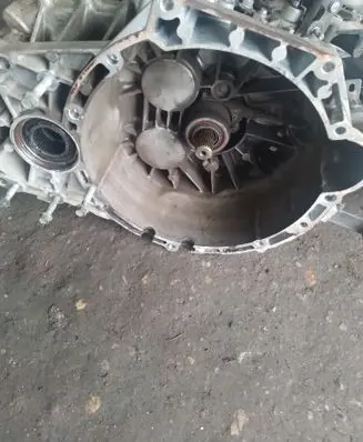 KIA Sorento Manual 6 speed gearbox 