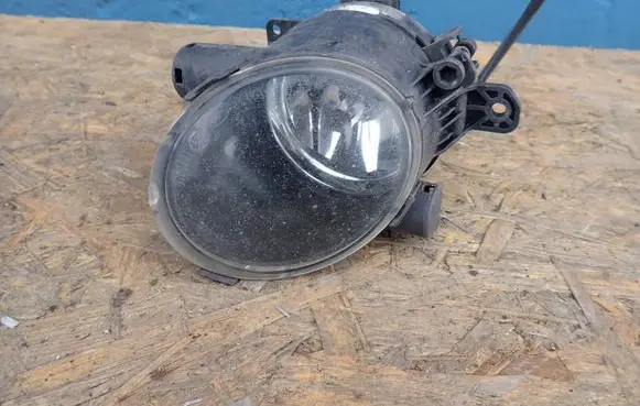 Volvo V70 Front fog light 31213102