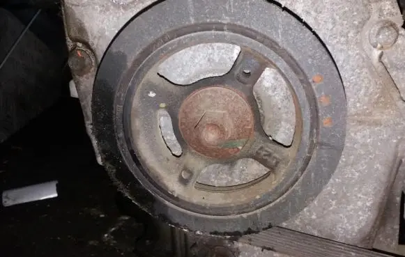Nissan Note (E12) Crankshaft pulley