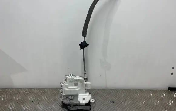 Audi Q5 SQ5 Front door lock 8X1837016C
