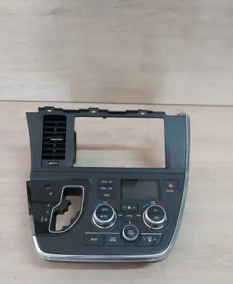Toyota Sienna XL30 III Other switches/knobs/shifts