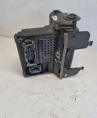 Volvo S60 Fuse module 30765646 28043321