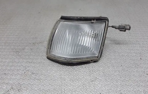 Nissan Primera Front indicator light 212242266L