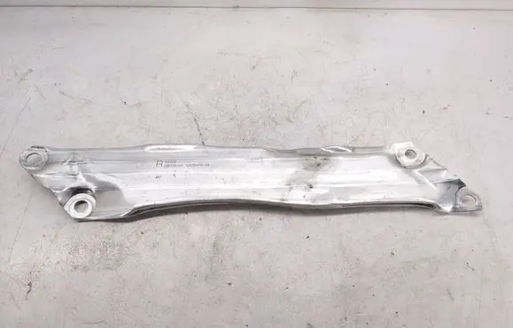 BMW 7 G70 Front strut bar 355319 5A26AF604 150922