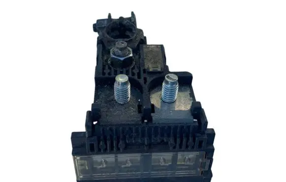 Nissan Juke I F15 Fuse module 243808991A 2438079915